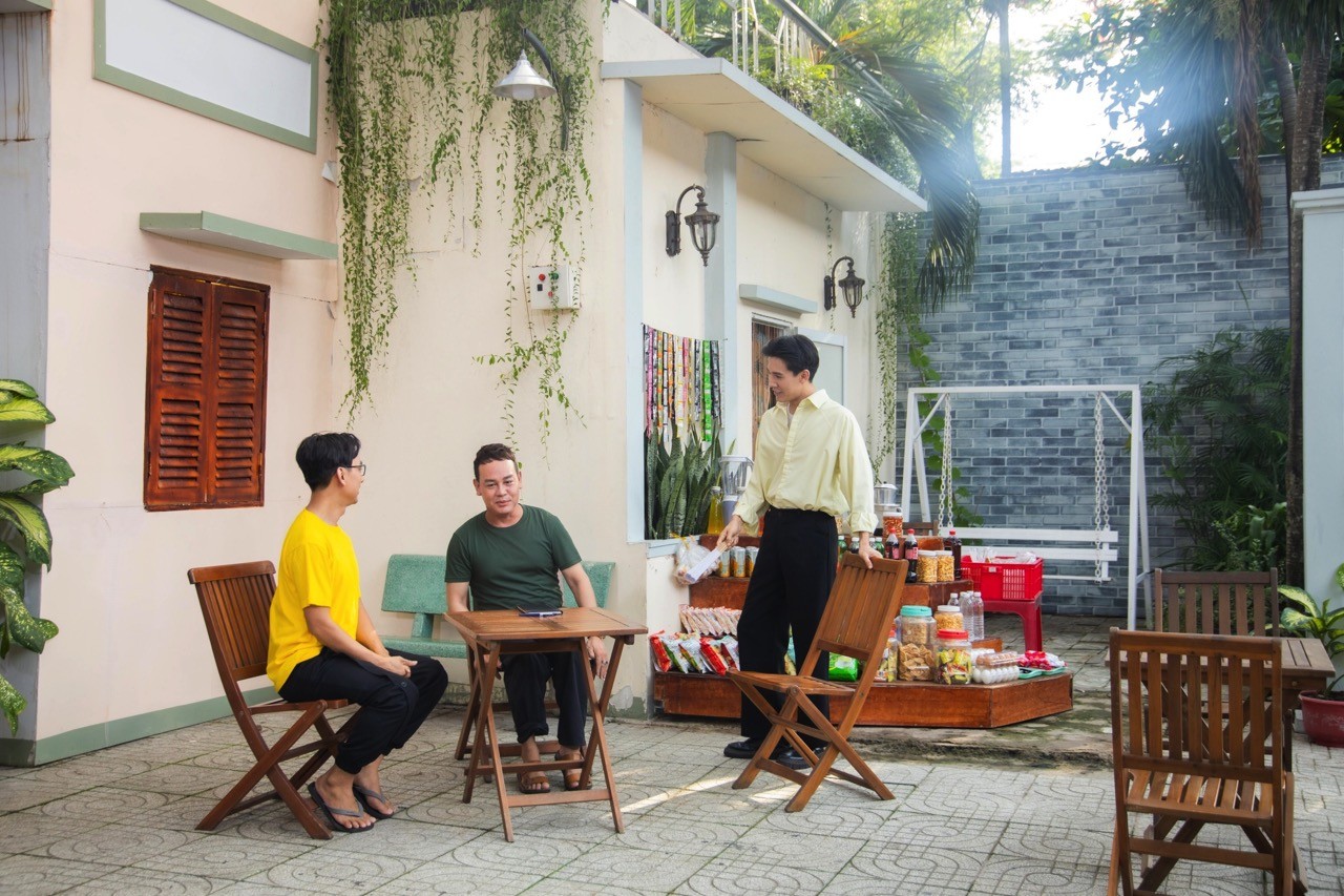 'Xóm trọ Thanh Xuân': Nghe tin sốt đất, Tiểu Bảo Quốc vội tăng giá cho thuê trọ khiến cư dân bất bình