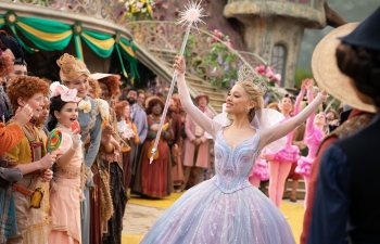 Ariana Grande hé lộ chi tiết mới về 'Wicked: Phần 2' hứa hẹn là màn thể hiện ấn tượng nhất sự nghiệp?