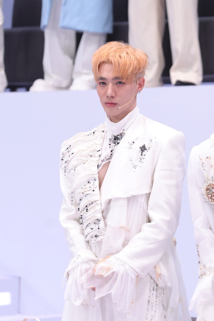 'Anh trai 'Say Hi' 2025' tập 10: Anh trai Hustlang Robber khiến MC Trấn Thành 'bật ngửa' vì giao diện mới