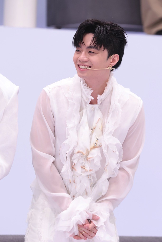 'Anh trai 'Say Hi' 2025' tập 10: Anh trai Hustlang Robber khiến MC Trấn Thành 'bật ngửa' vì giao diện mới