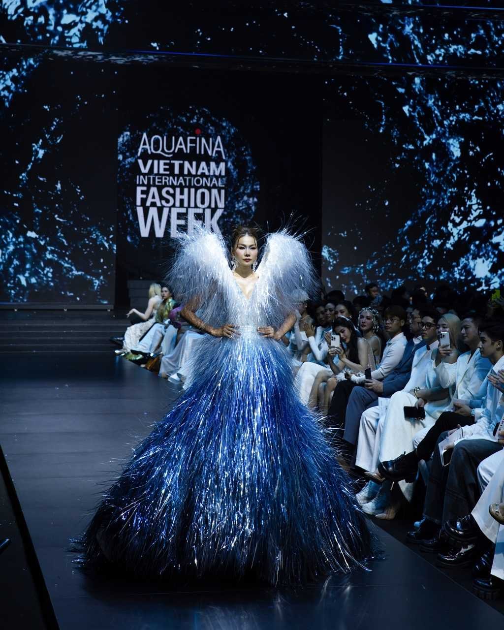 Thanh Hằng có những gì ở cột mốc kỷ niệm 2 năm cưới Trần Nhật Minh?