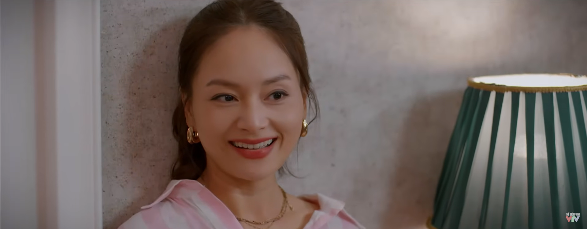 Lan Phương tiết lộ về hậu trường bất ngờ bị Quốc Đam bóp cổ