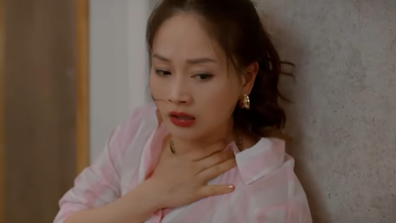 Lan Phương tiết lộ về hậu trường bất ngờ bị Quốc Đam bóp cổ