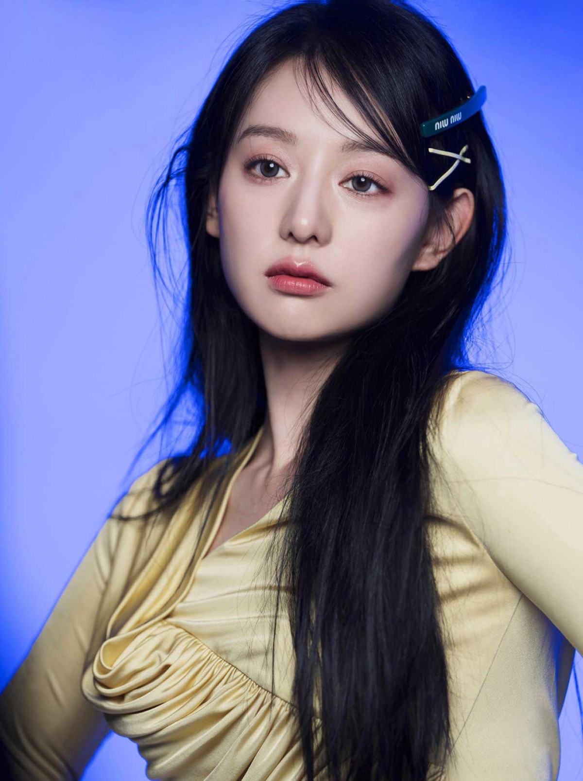 Kim Ji Won hóa bác sĩ thiên tài trong phim y khoa mới