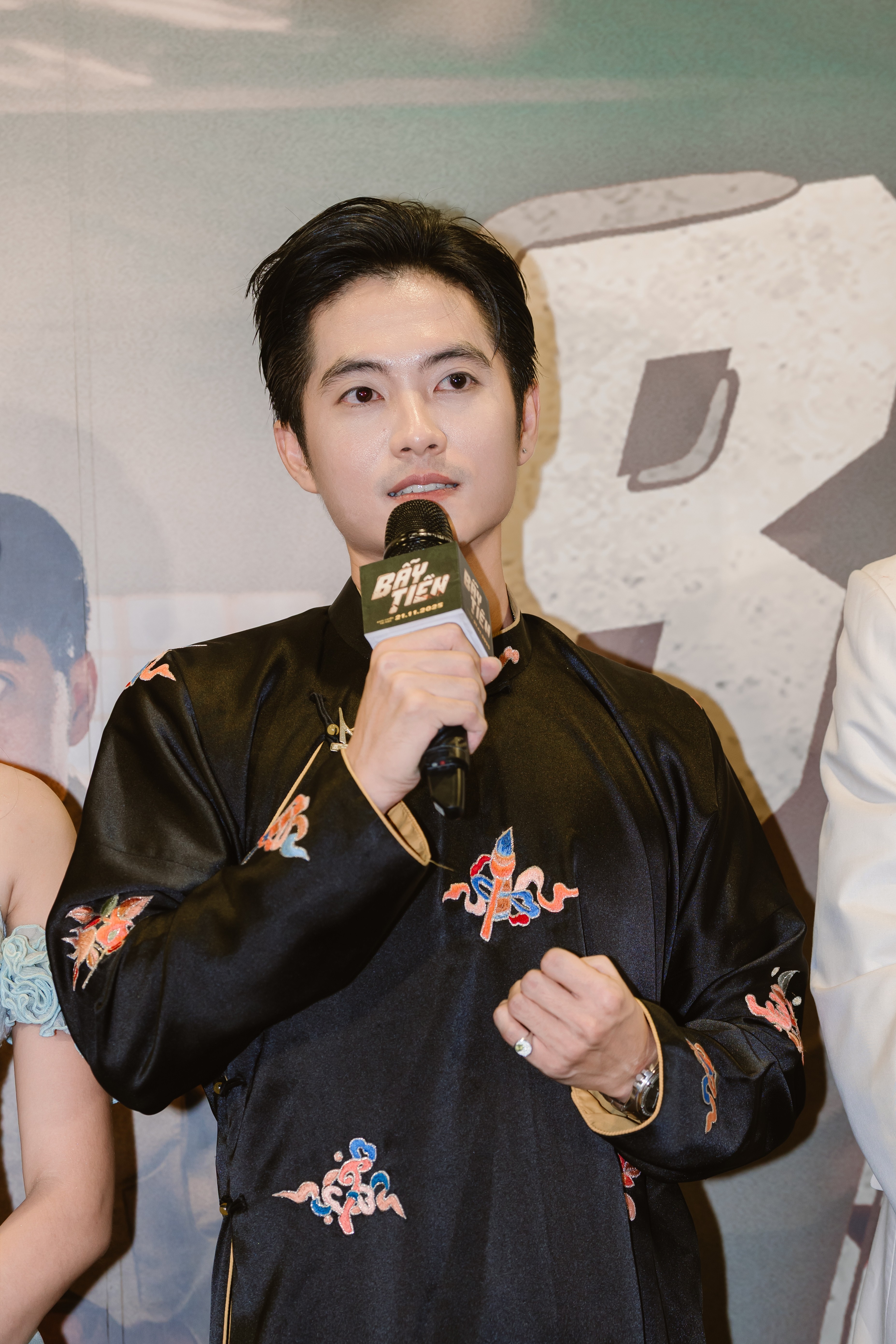 Diễn viên 'Ký sinh trùng' Jang Hye Jin góp mặt với vai trò bí ẩn trong phim 'Bẫy tiền'