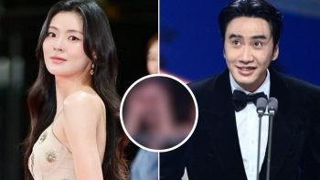 Khoảnh khắc tình tứ của Lee Kwang Soo và Lee Sun Bin tại Rồng Xanh gây sốt