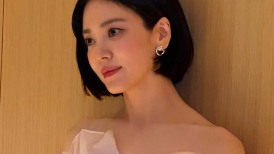 Rò rỉ số phiếu bầu gây tranh cãi của Song Hye Kyo tại Rồng Xanh 2025