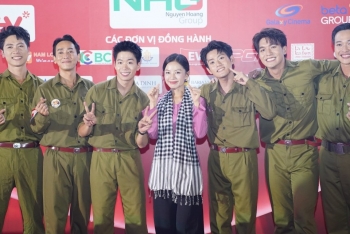 Dàn sao Việt xuất hiện tại thảm đỏ Liên hoan phim Việt Nam lần thứ 24