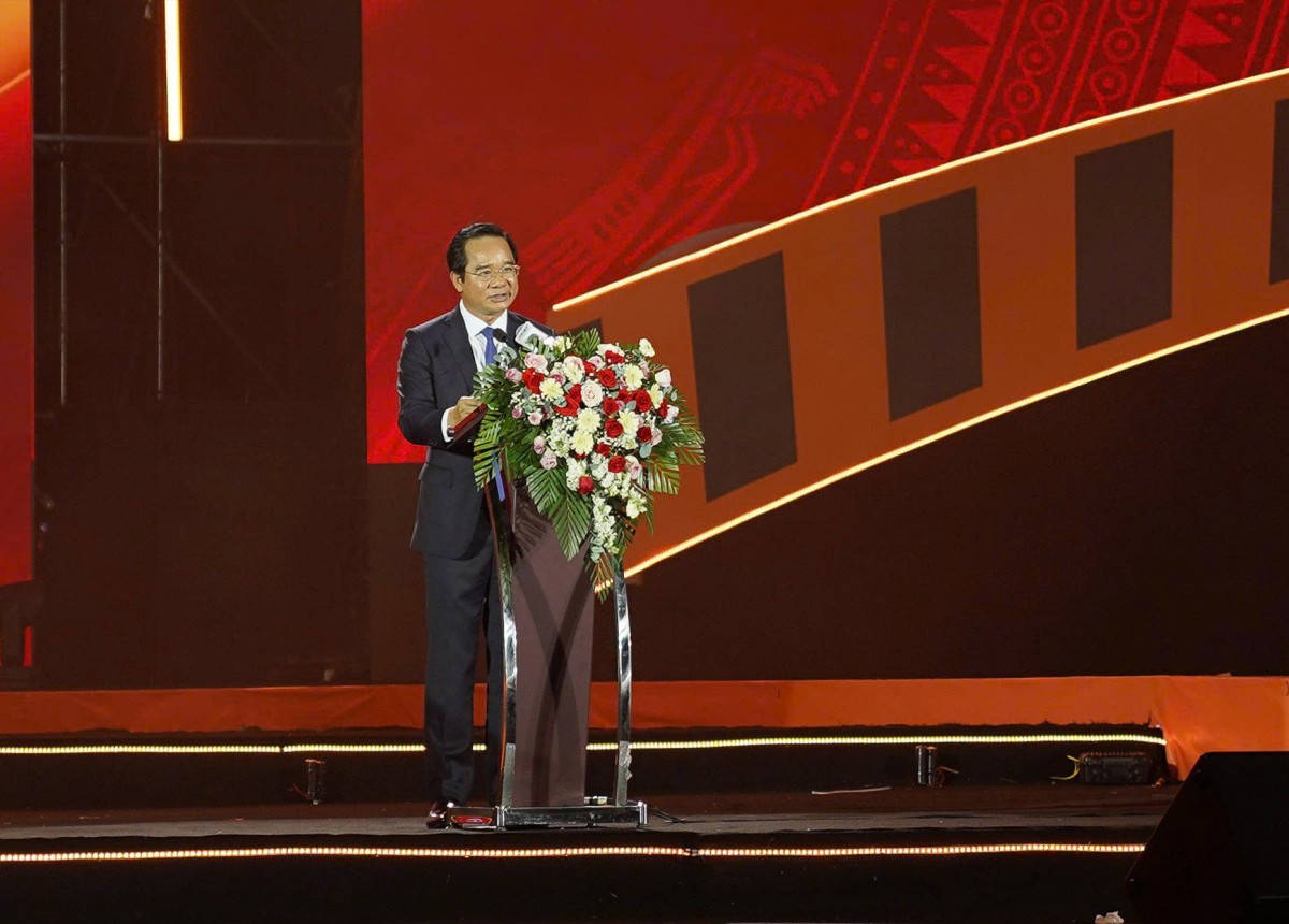 Thành phố Hồ Chí Minh đón nhận danh hiệu UNESCO tại Khai mạc Liên hoan phim Việt Nam lần thứ 24