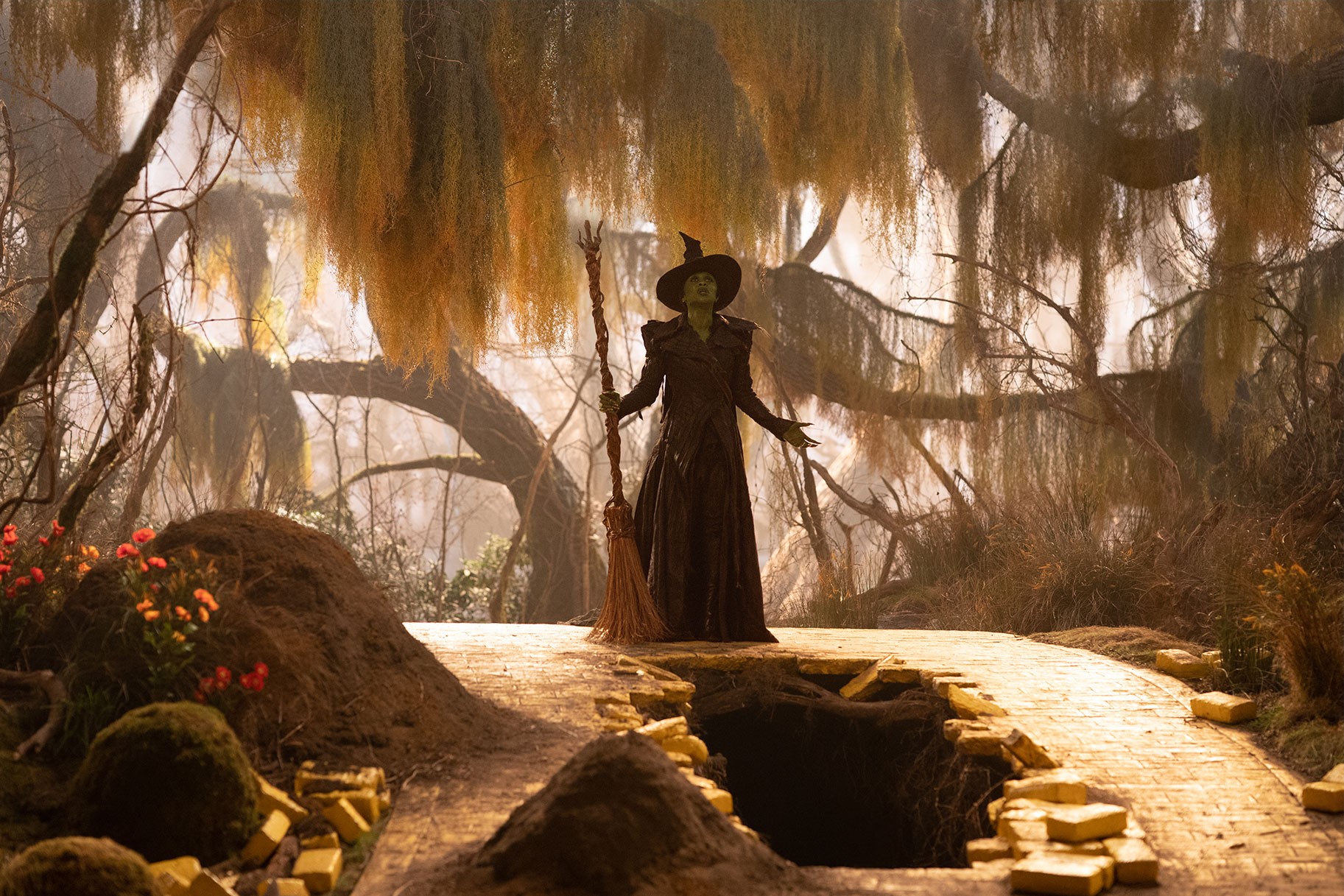 Sức hút đáng kinh ngạc của 'Wicked: Phần 2' chưa chiếu đã gây bão phòng vé, hé lộ hậu trường được đầu tư khủng