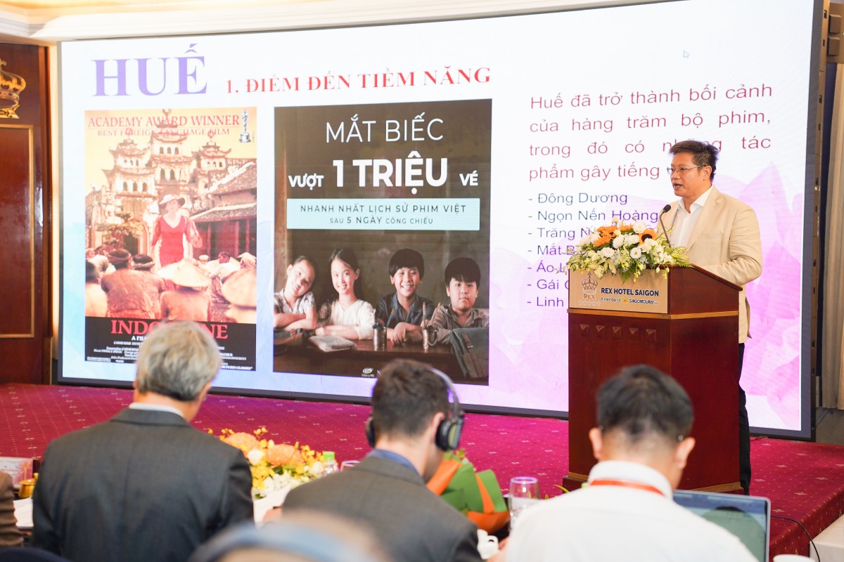 Ra mắt cẩm nang thu hút các đoàn phim quốc tế đến với TP.HCM Ra mắt cẩm nang thu hút các đoàn phim quốc tế đến với TP.HCM