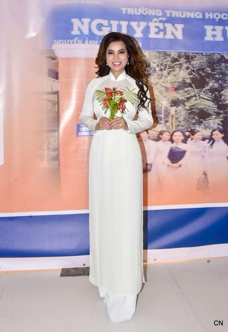 Hoa hậu Kim Hồng: Nghề giáo, giá trị cốt lõi làm nên bản sắc Kim Hồng