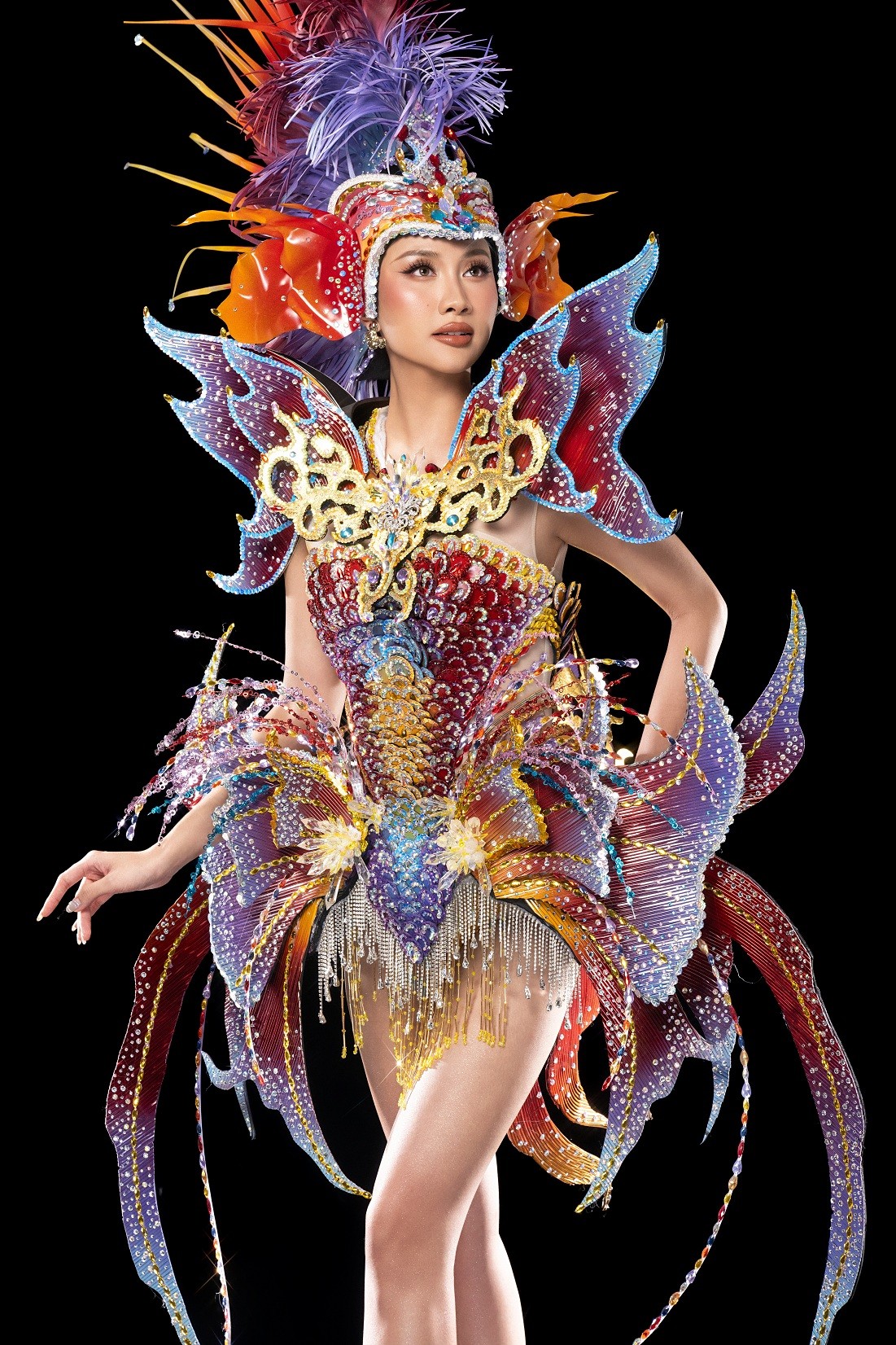 Hoa hậu Phương Linh chính thức nhận sash đại diện Việt Nam tham dự 'Miss Cosmo 2025'