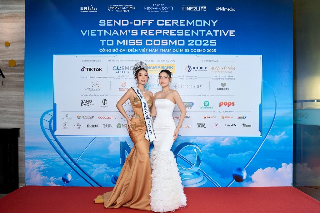 Hoa hậu Phương Linh chính thức nhận sash đại diện Việt Nam tham dự 'Miss Cosmo 2025'