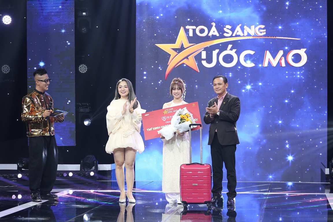 Hoàng Thái: Từ thí sinh từng bị ban giám khảo 'quên tên' đến chiến thắng giải Quán quân 'Tỏa sáng ước mơ' mùa 4