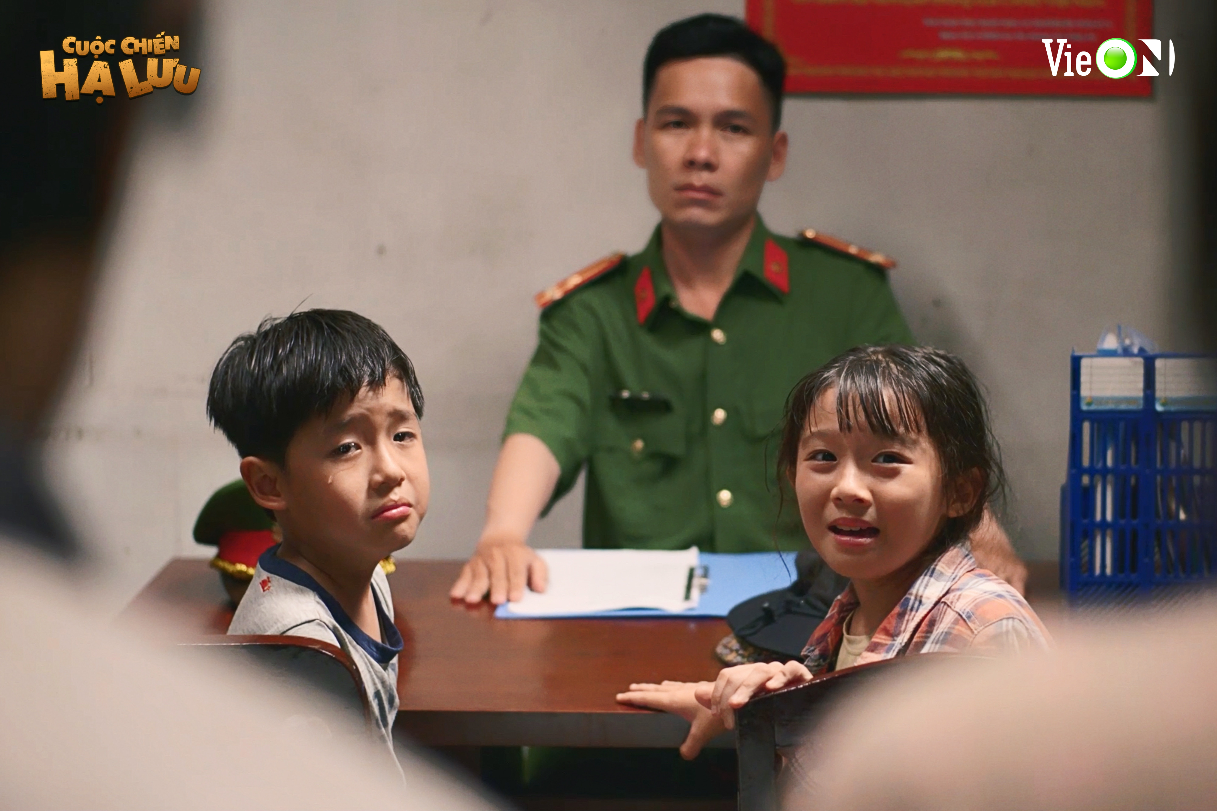 Thái Hòa xót cho 2 sao nhí trong 'Cuộc chiến hạ lưu'