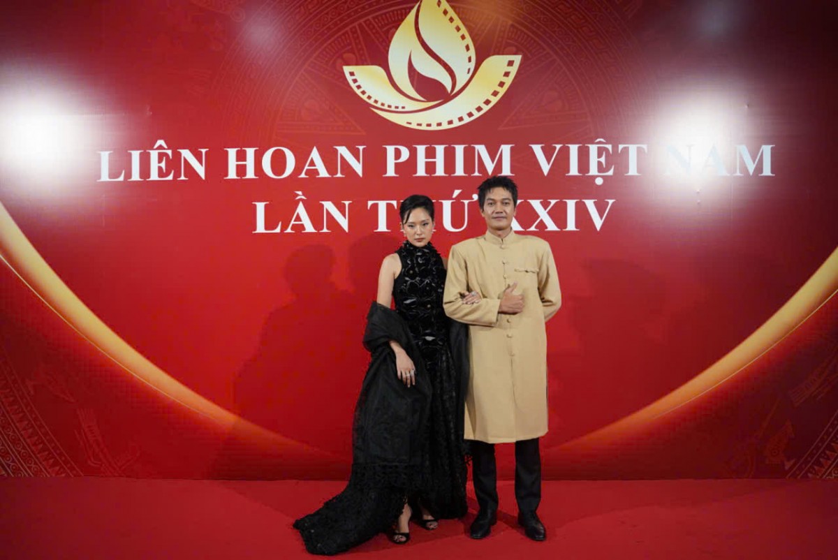 Sao Việt đổ bộ tại thảm đỏ bế mạc Liên hoan phim Việt Nam lần thứ 24