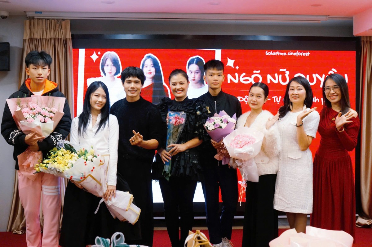 Diễn viên Bá Cường xuất hiện tại sự kiện ra mắt 'Ngõ Nữ Quyền'