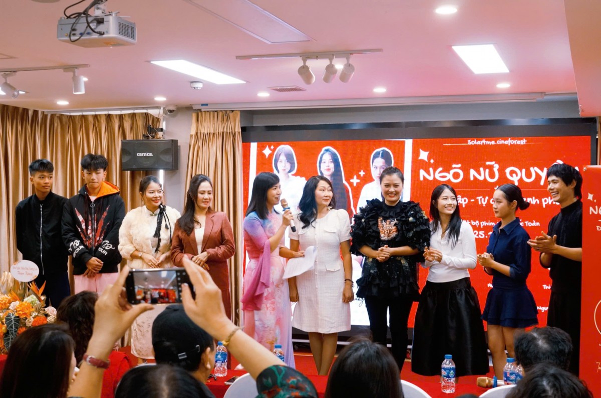 Diễn viên Bá Cường xuất hiện tại sự kiện ra mắt 'Ngõ Nữ Quyền'