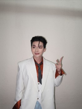 Vương Bình ‘gặp khó’ tại ‘Anh Trai Say Hi’