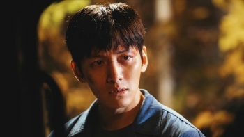 'The Manipulated' vươn lên Top 1 toàn cầu, diễn xuất của Ji Chang Wook là điểm nhấn