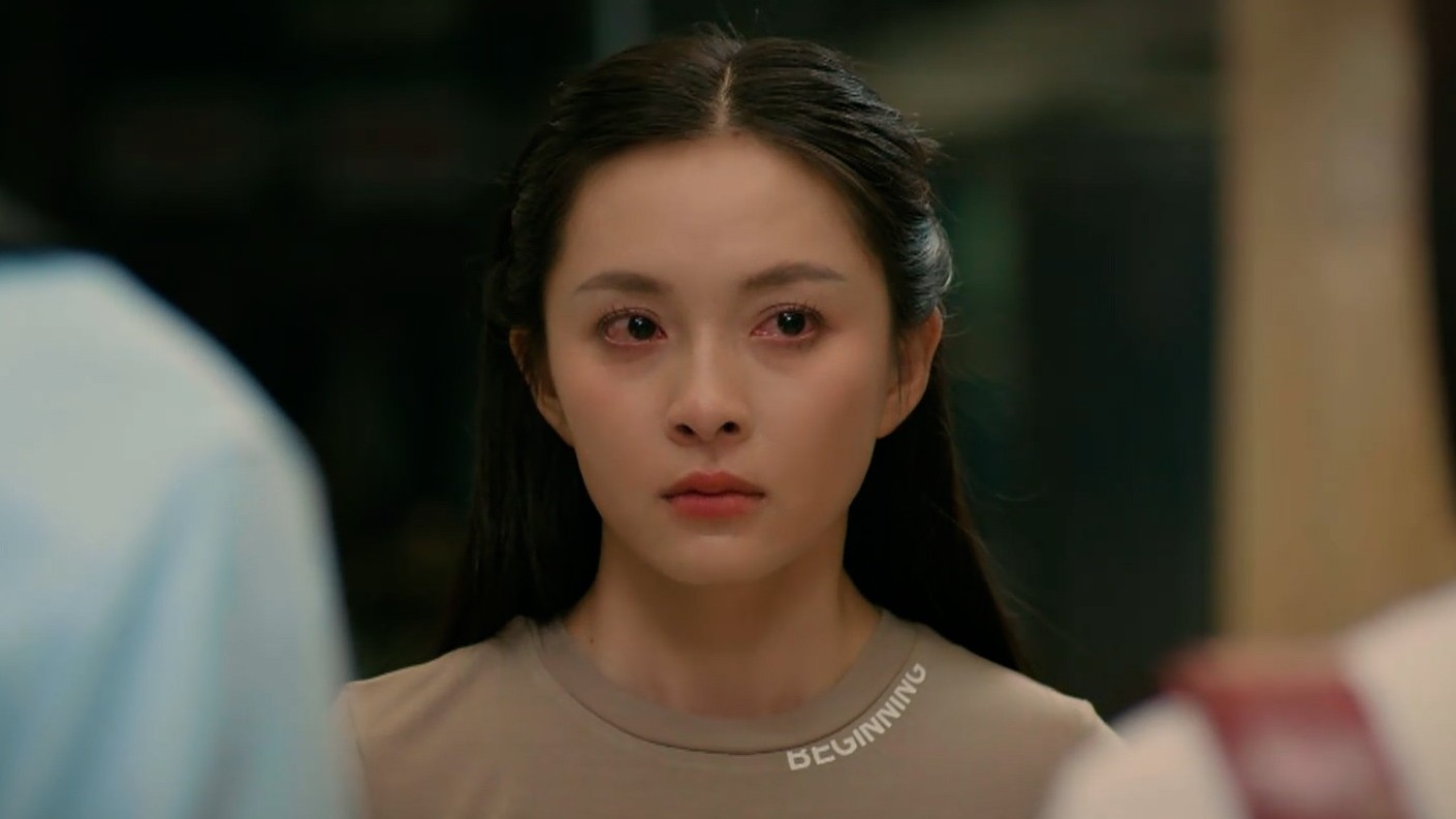 Nga trong 'Cách em 1 milimet' tiếp tục gây bão tranh cãi