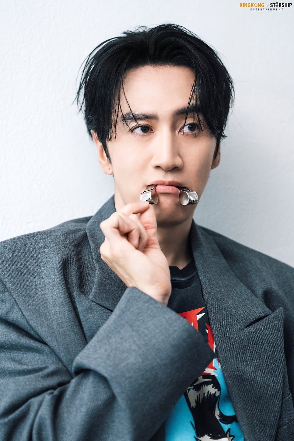 Lee Kwang Soo – ‘Hoàng tử châu Á’ và bước ngoặt Việt Nam