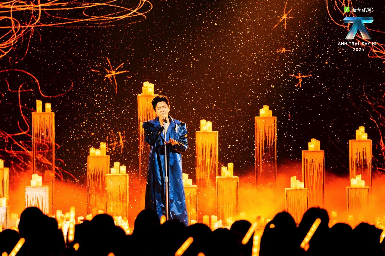 Ngô Kiến Huy bất ngờ tiết lộ Hieuthuahai là người đứng sau trong vòng chung kết 'Anh trai 'Say Hi'