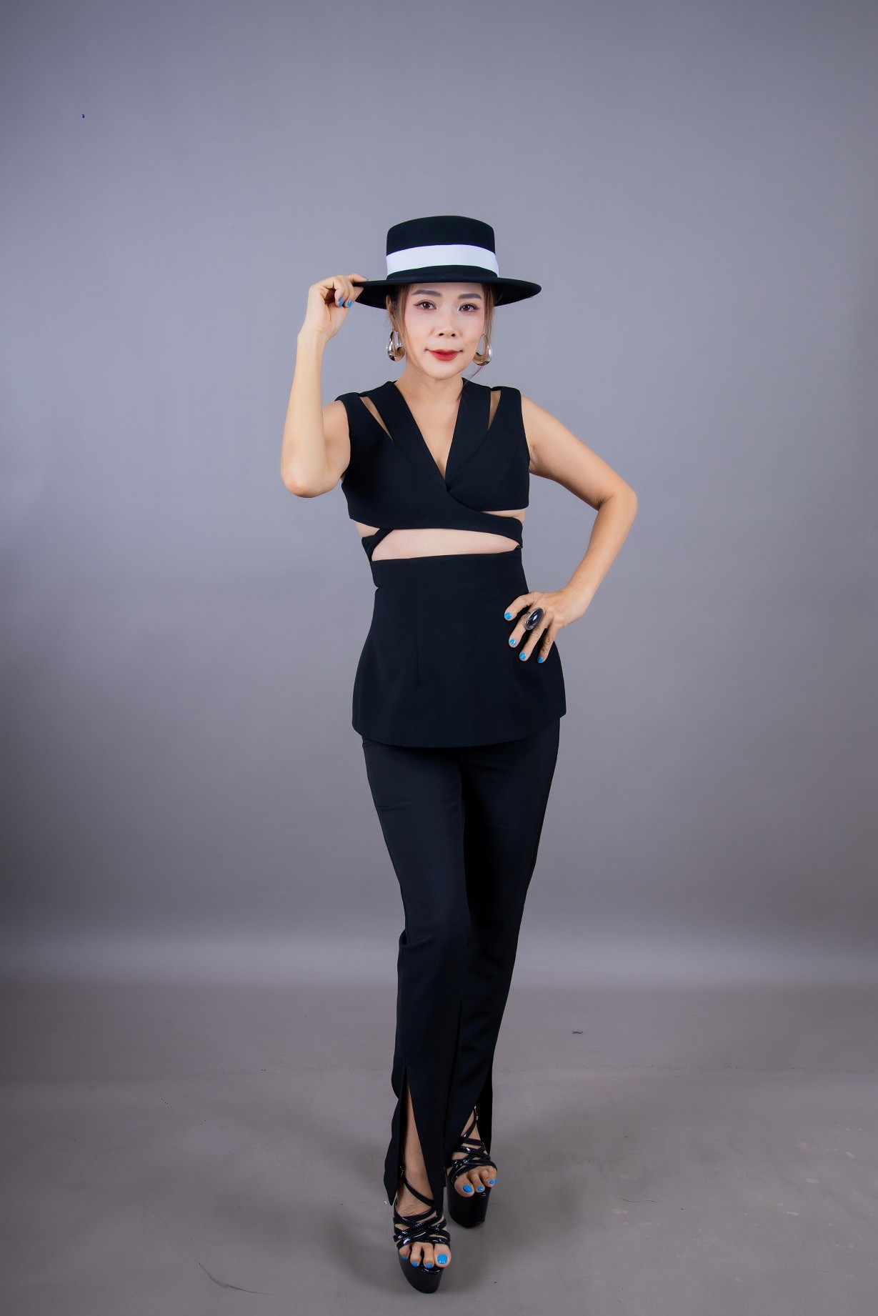 Ca sĩ Mỹ Lệ ở tuổi 53: Đã qua thời phải chứng minh tôi là ai!