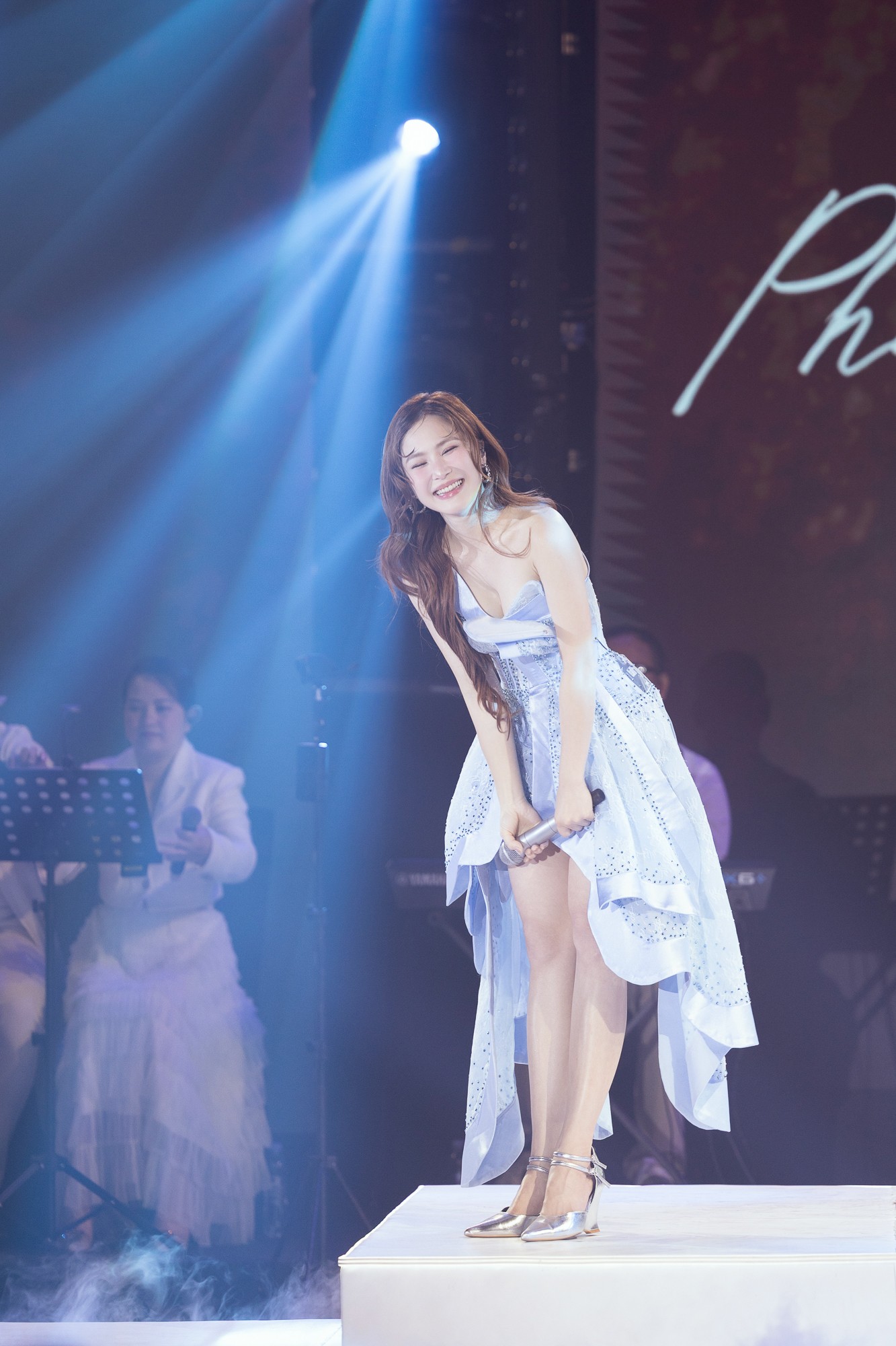 Hành trình chuyển mình đầy táo bạo từ 'Em gái mưa' đến 'Phao cứu sinh': Cú bật mới trong sự nghiệp của Hương Tràm