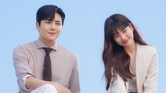 Suzy và Kim Seon Ho cùng chạy bộ ở Việt Nam