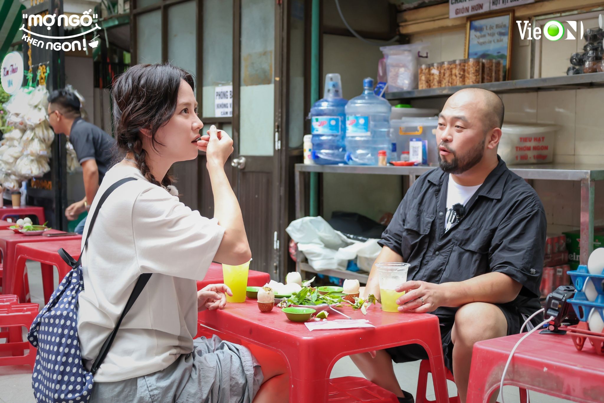 VieON hợp tác với đài JTBC, phát sóng độc quyền show 'Mợ ngố' khen ngon!' của Song Ji Hyo