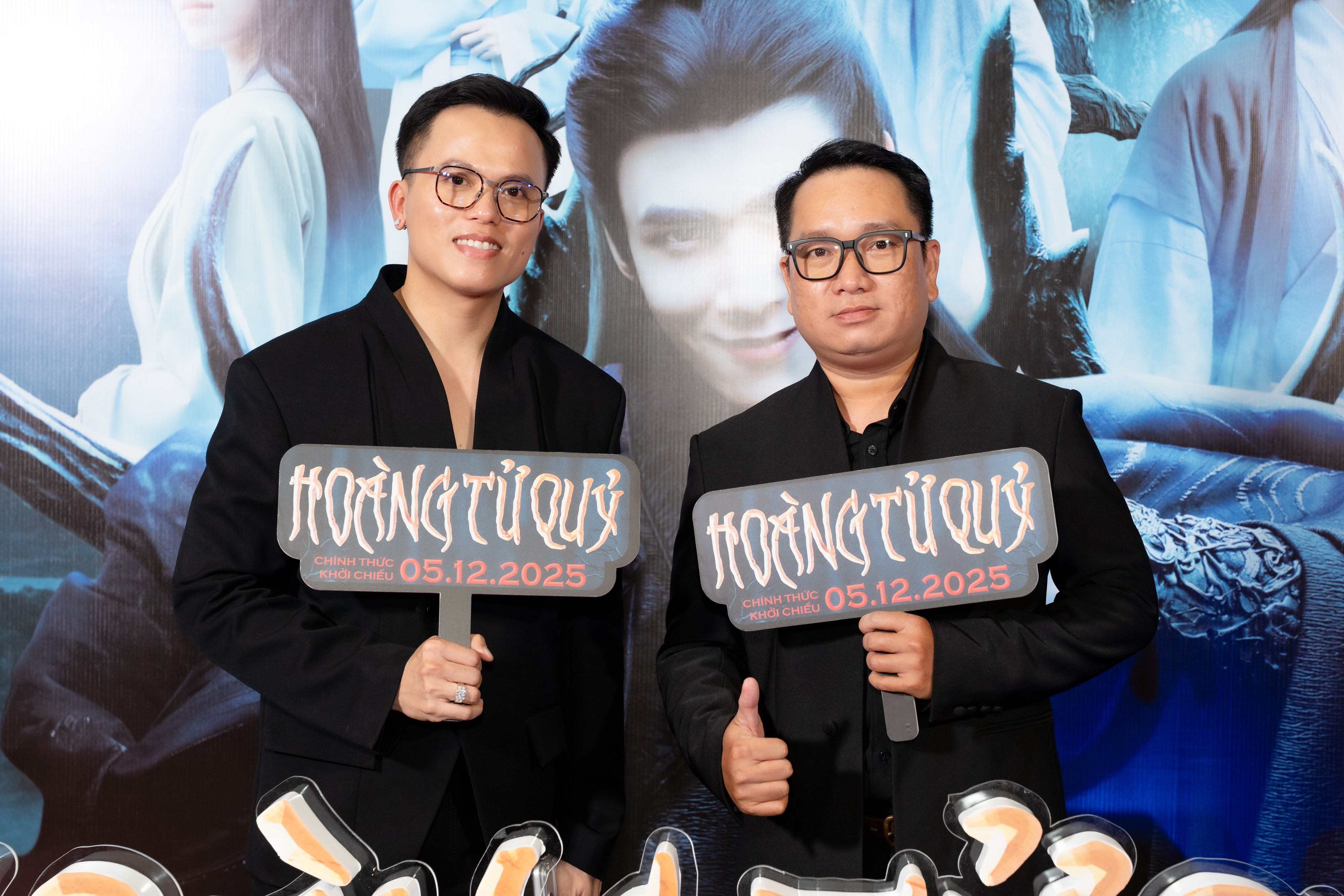 Thảm đỏ 'Hoàng tử quỷ' quy tụ loạt nghệ sĩ Việt đình đám tại buổi ra mắt