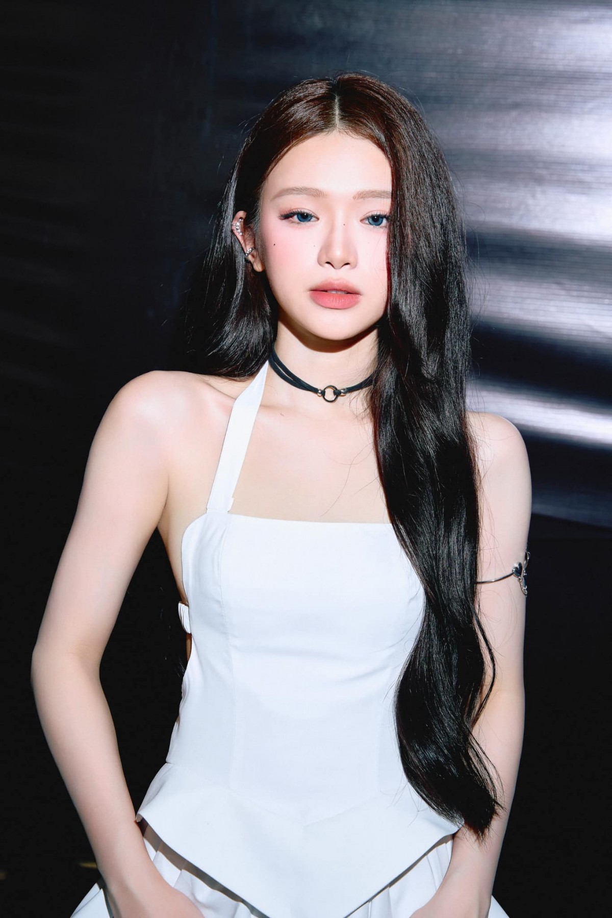 Dương Domic bí mật hẹn hò với Linh Ka tại Pháp?