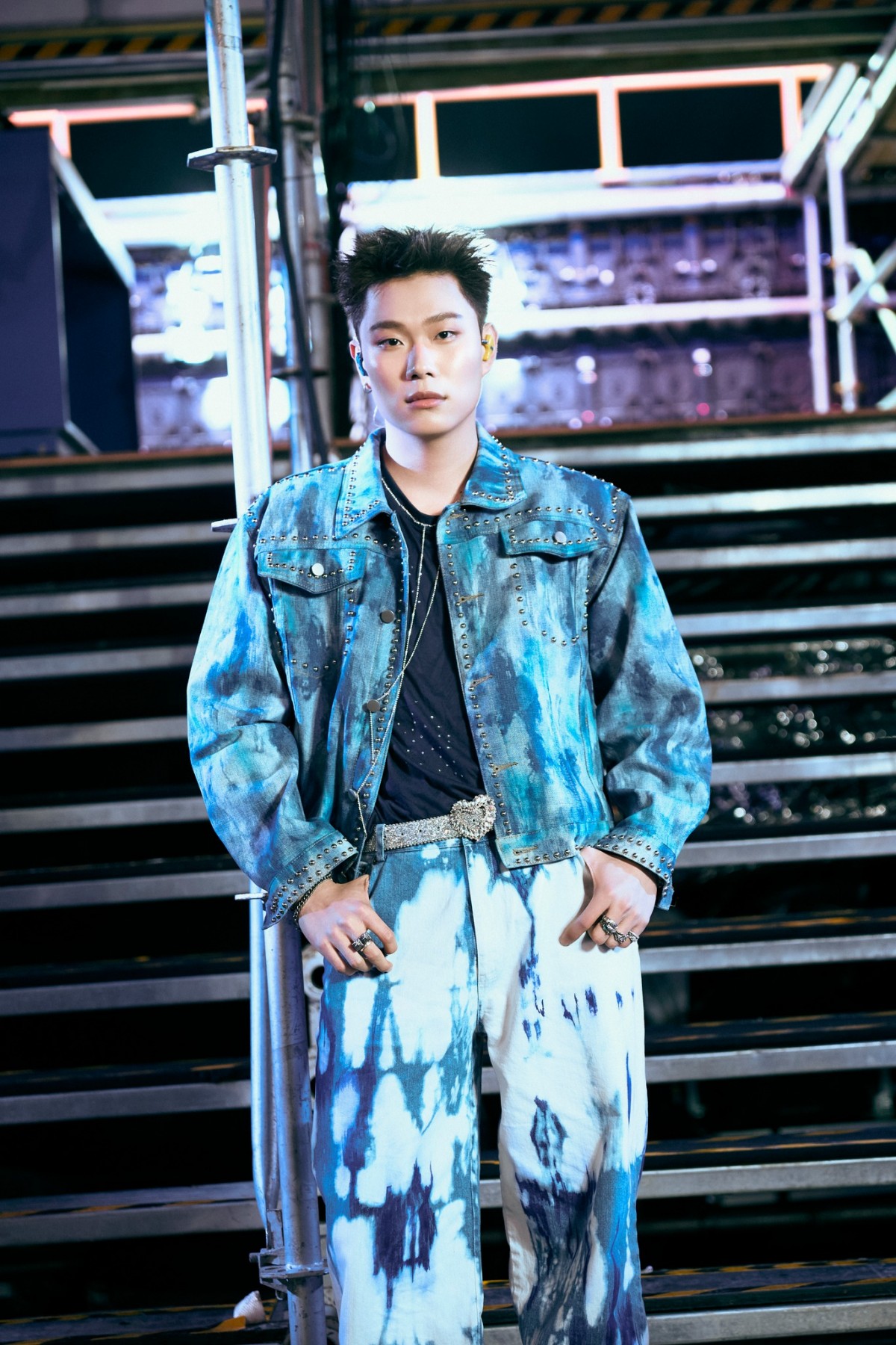 Vì sao Dương Domic bị fan ‘quay lưng’?