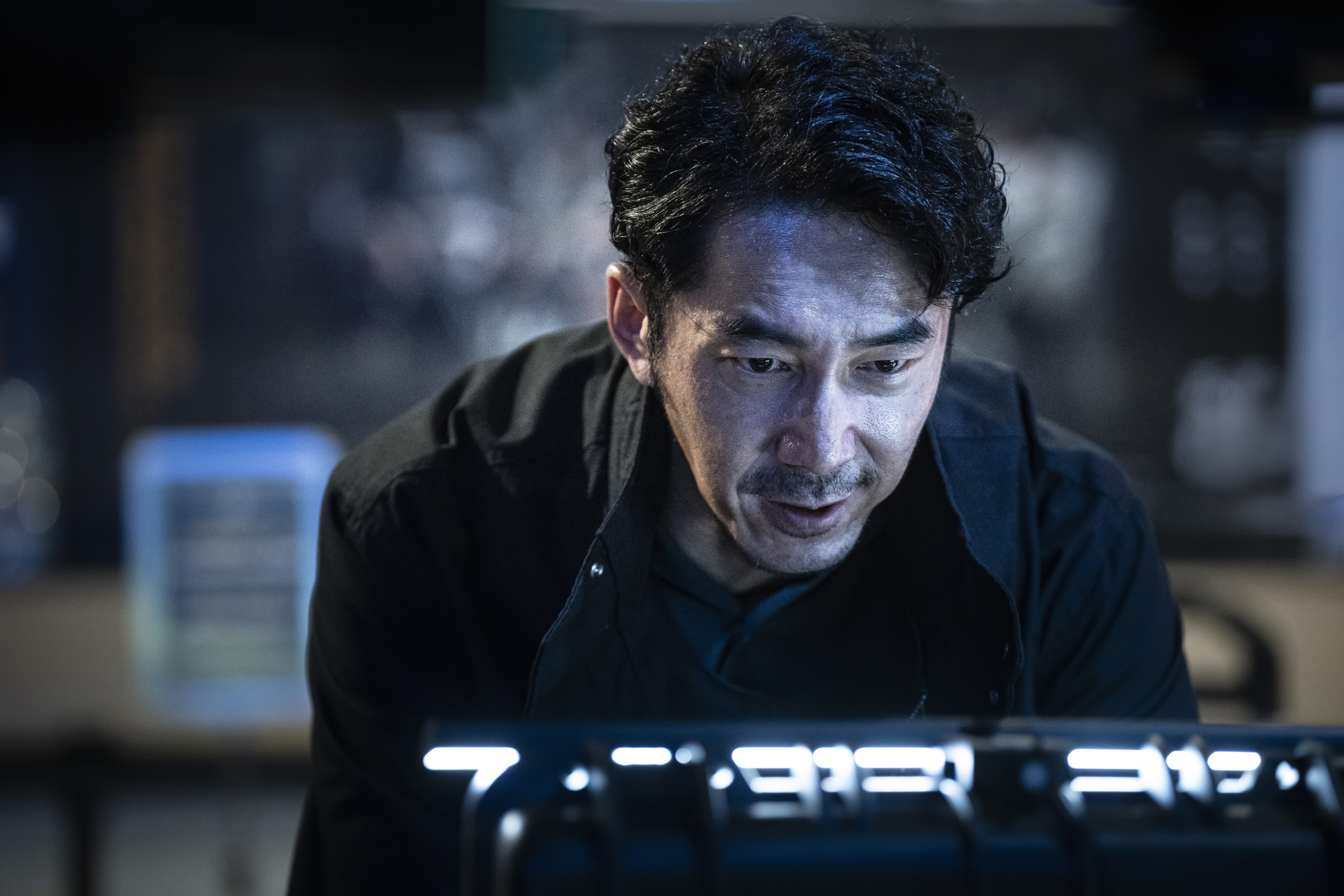 Lâm Bách Hoành đến Việt Nam ra mắt phim hành động '96 phút sinh tử'