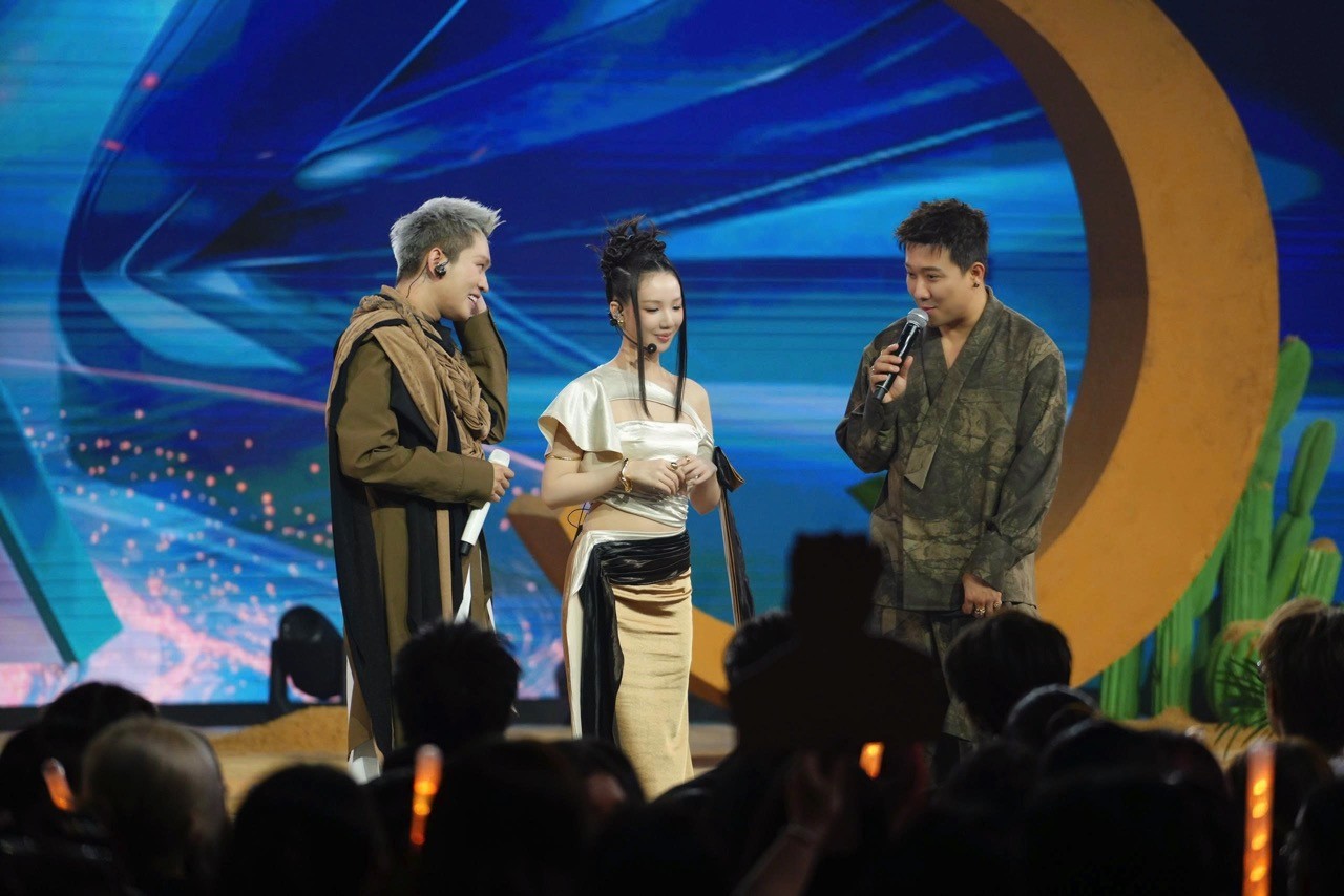 'Anh trai 'Say Hi' 2025' tập 13: Anh trai B Ray trở về với sức mạnh nguyên bản, mang giọng ca Amee dự kiến khuấy đảo sân khấu 'Say Hi'