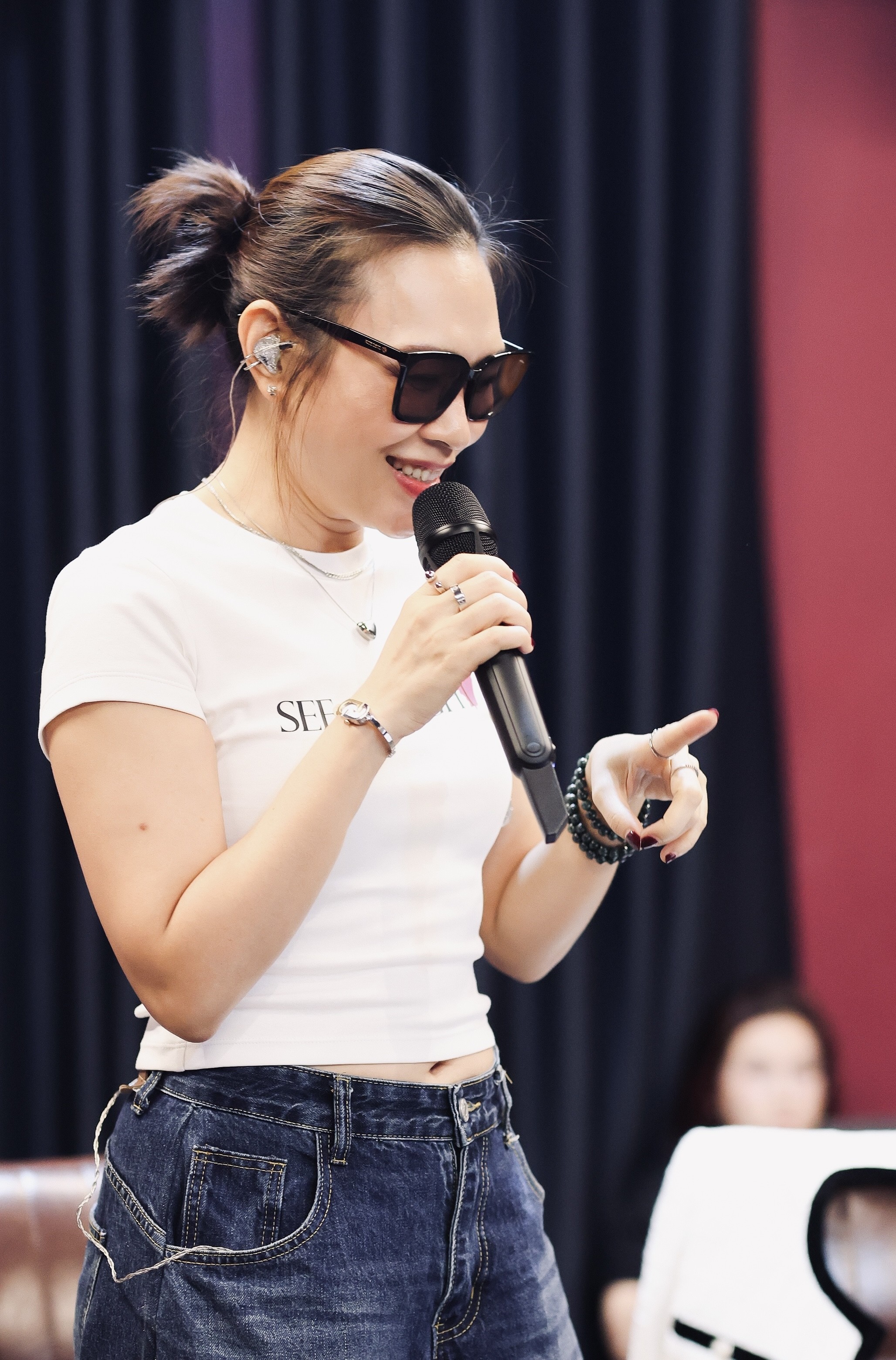 Mỹ Tâm hé lộ ca khúc chủ đề của liveshow 'See The Light', khiến fan bùng nổ cảm xúc