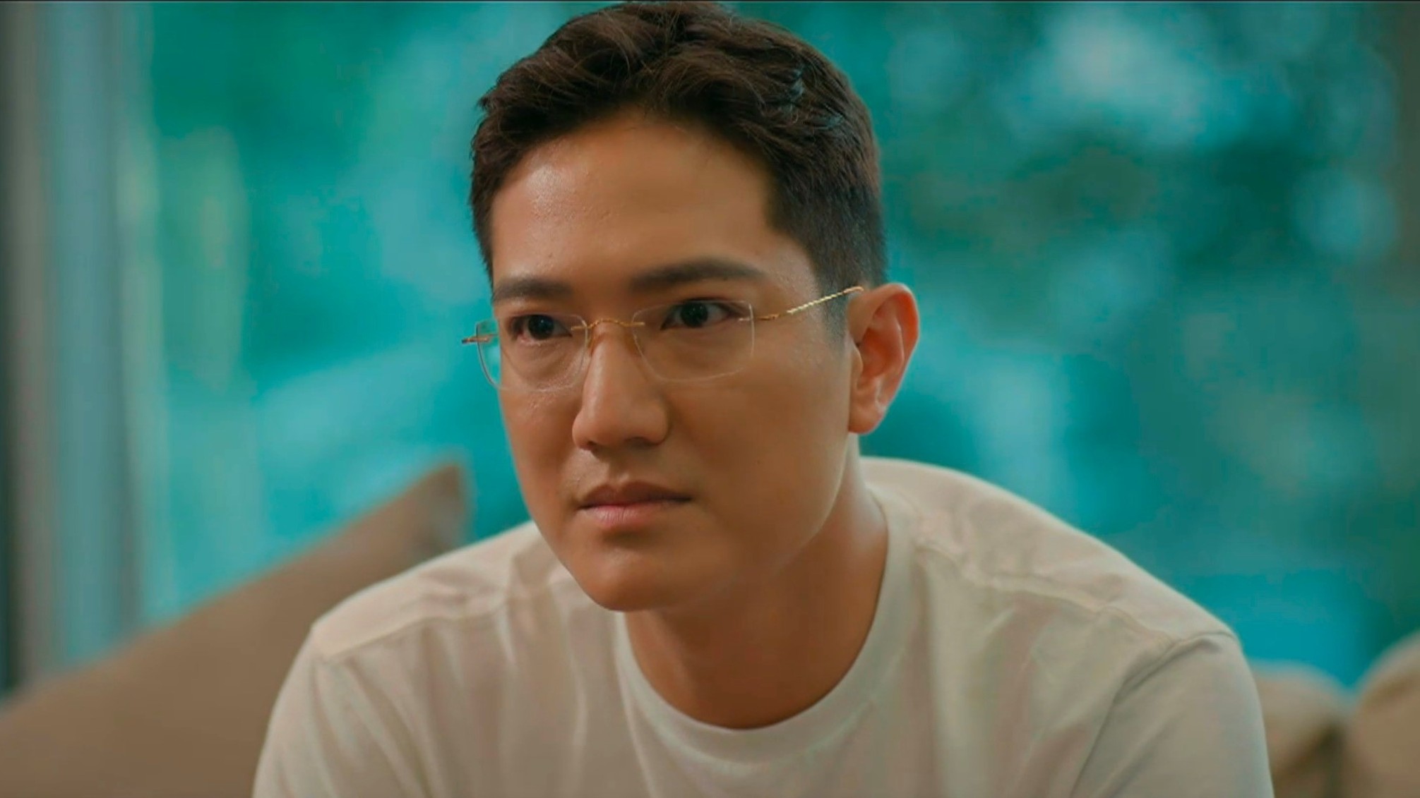 Chí Nhân trở thành tâm điểm 'ném đá' vì vai Nghiêm trong 'Cách em 1 milimet' quá đáng ghét