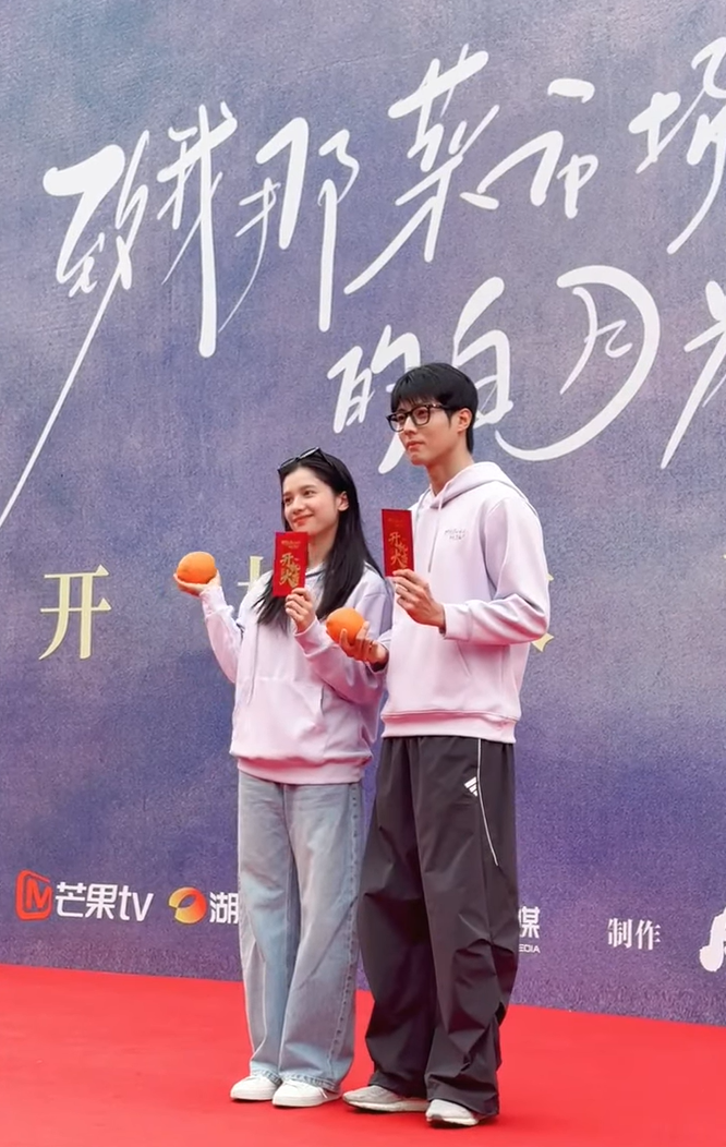 Nhan sắc Trương Tịnh Nghi có đủ thuyết phục trong dự án mới?