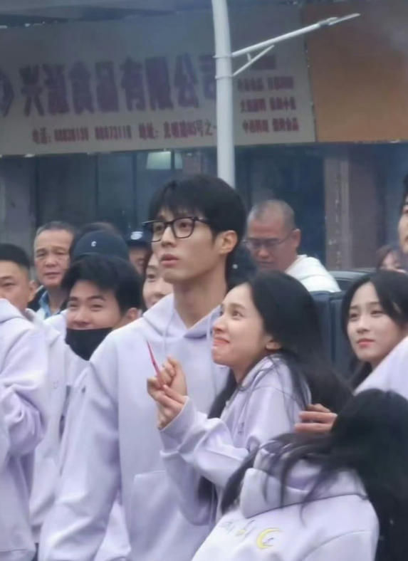 Nhan sắc Trương Tịnh Nghi có đủ thuyết phục trong dự án mới?