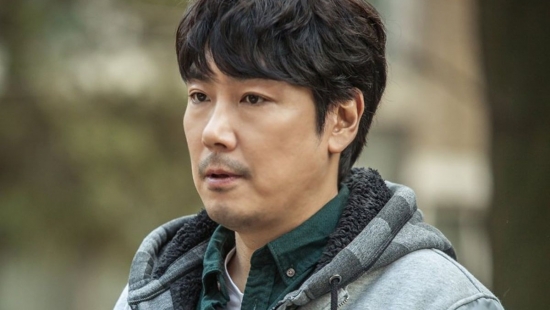 'Signal 2' đứng trước nguy cơ hoãn chiếu vì bê bối của nam chính