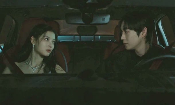 'Dear X' đứng đầu 108 quốc gia nhưng thế giới vẫn tranh cãi