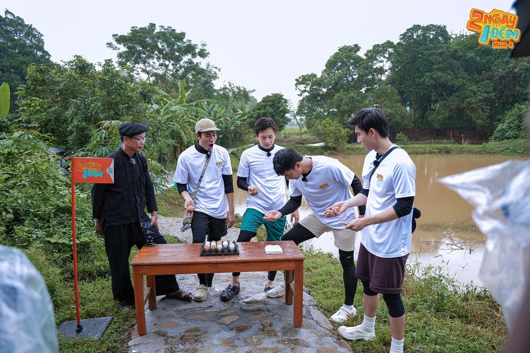 '2 ngày 1 đêm' tập 92: Khách mời Cody Nam Võ bất ngờ trở lại, nhập hội đánh lẻ cùng Hieuthuhai - Cris Phan
