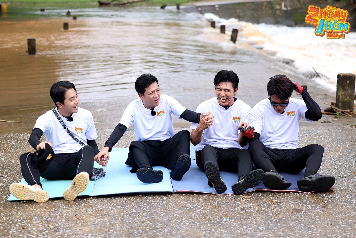 '2 ngày 1 đêm' tập 92: Khách mời Cody Nam Võ bất ngờ trở lại, nhập hội đánh lẻ cùng Hieuthuhai - Cris Phan