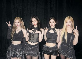 Winter (aespa) lần đầu xuất hiện trước công chúng sau tin hẹn hò Jungkook (BTS)