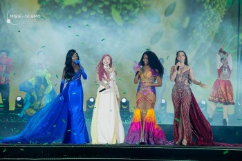 Gần 40 đại diện 'Miss Cosmo 2025' mang sắc màu Carnival đến sân khấu khai mạc lễ hội trà quốc tế - World T.E.A Fest 2025