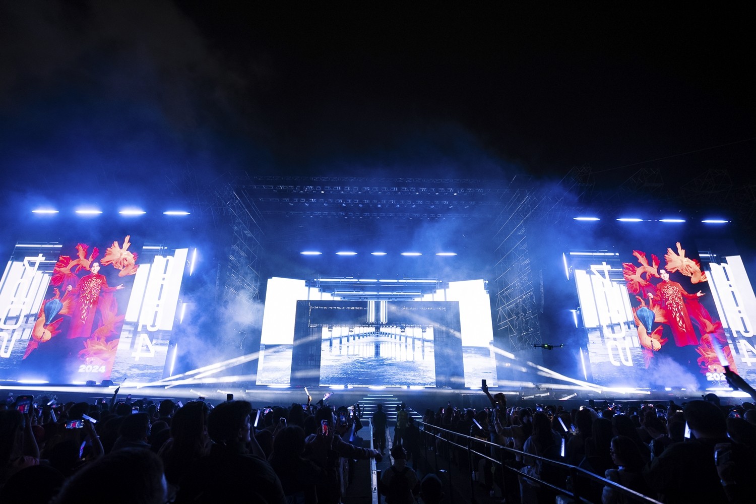 Đan Trường tung 'secrect' sau dấu ấn live concert kỷ niệm 30 năm ca hát