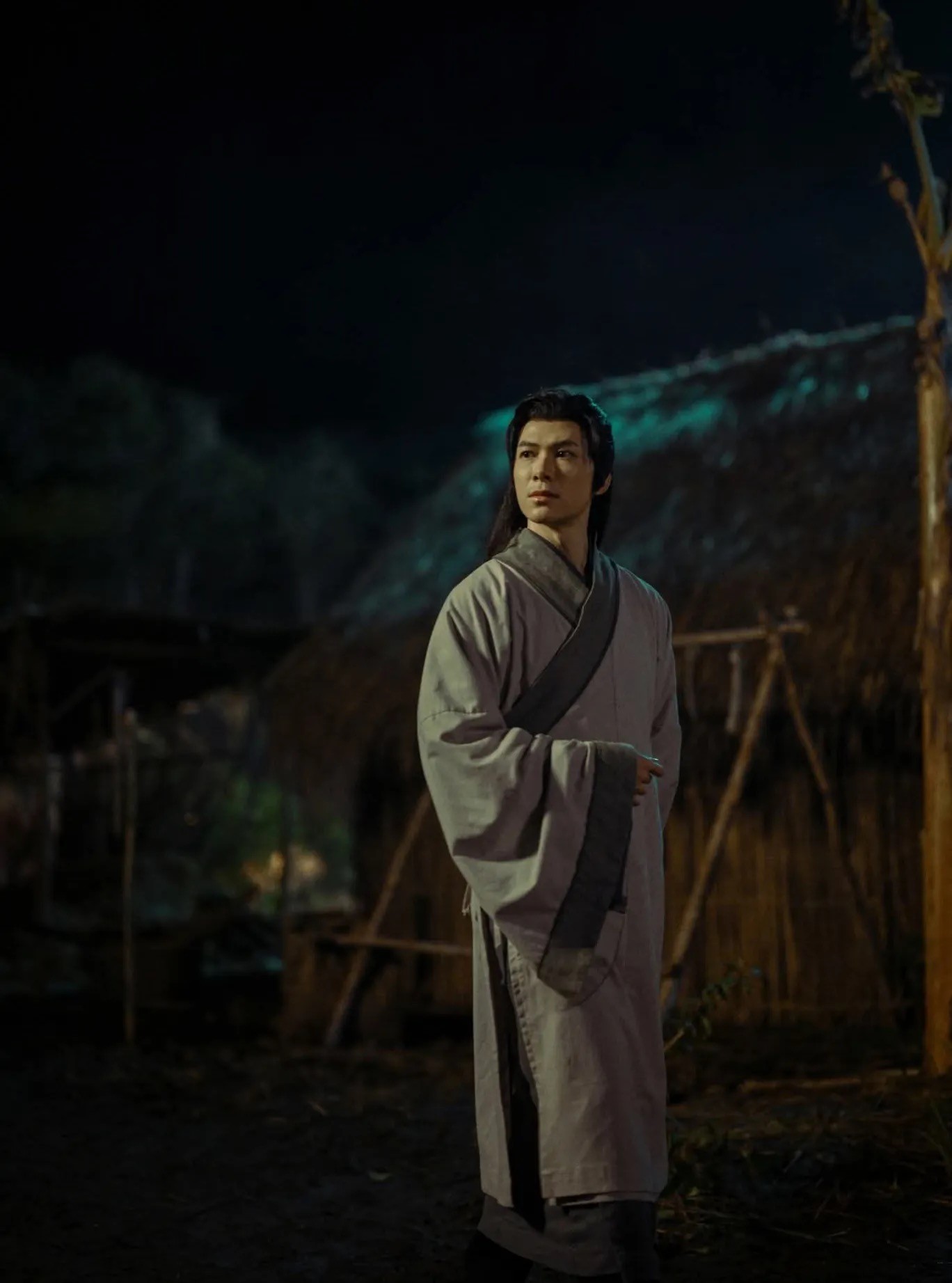 Anh Tú Atus đánh dấu hành trình 10 năm diễn xuất với Thân Đức ma mị, nặng tâm lý