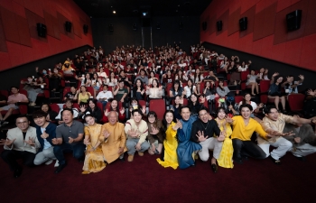 'Hoàng tử quỷ' tẩu tán 160.000 vé xem phim, dàn diễn viên hùng hậu đổ bộ các cụm rạp tại TP. HCM